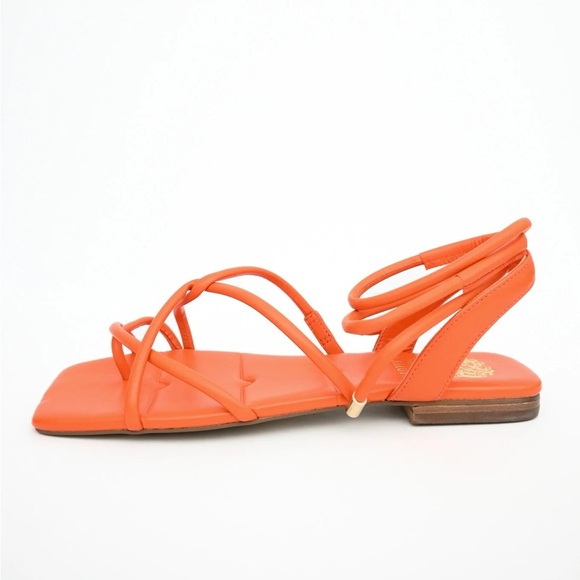 Vince Camuto Leather Sandal NWOB - Picture 2 of 4